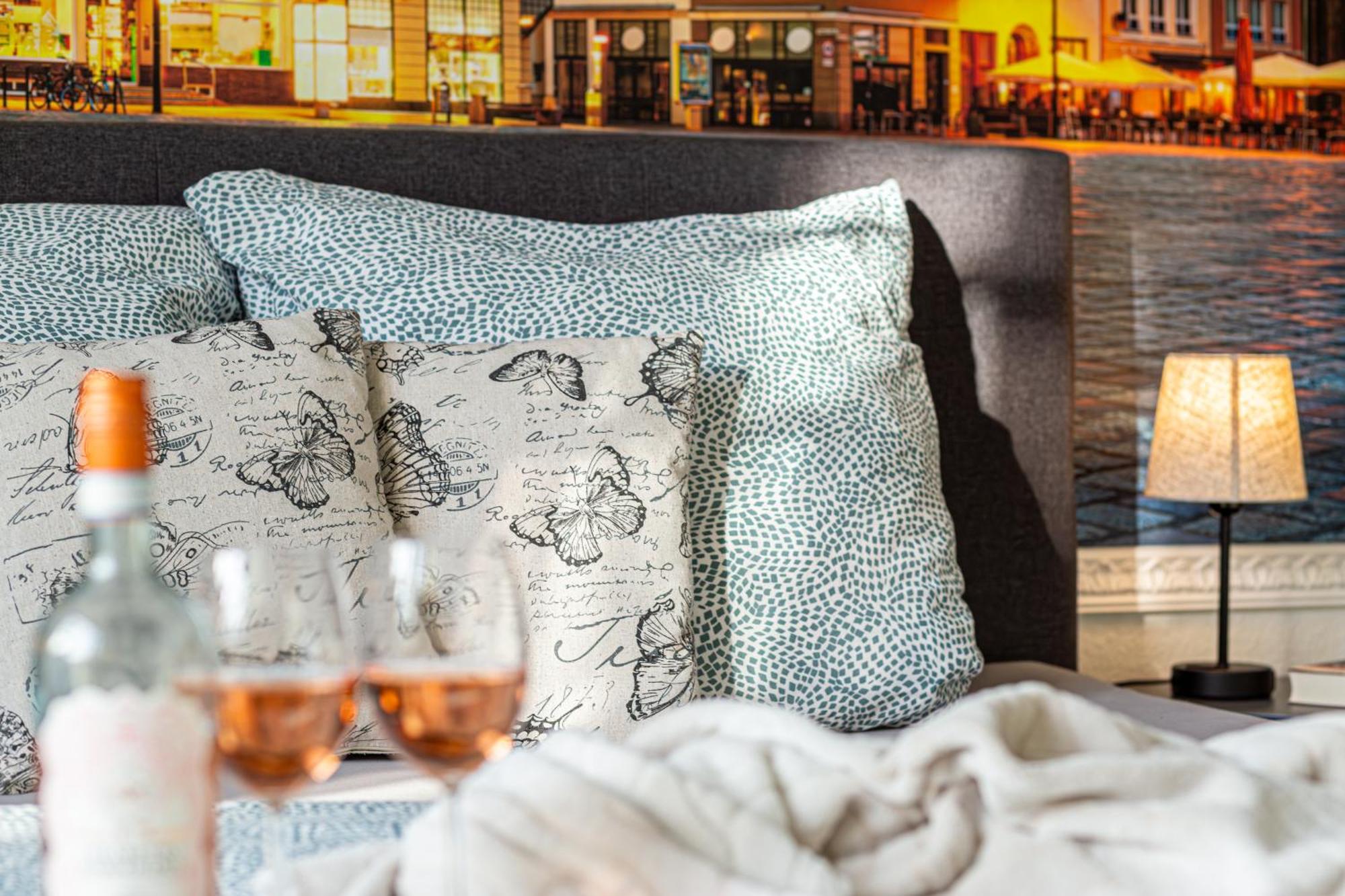 Luxus City Apartment Sauna Balkon Kueche Zentral Ρόστοκ Εξωτερικό φωτογραφία